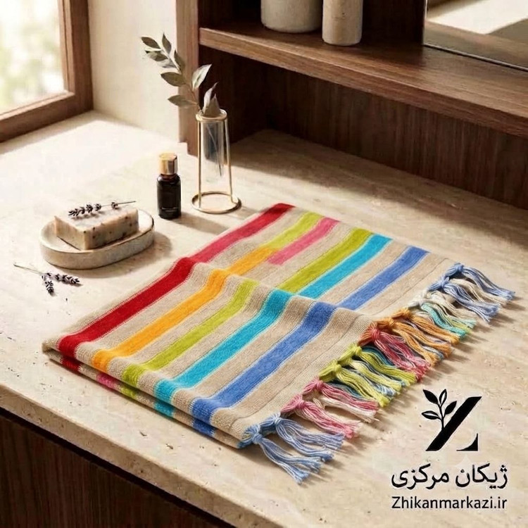 حوله دست و صورت رنگارنگ ریشهدار